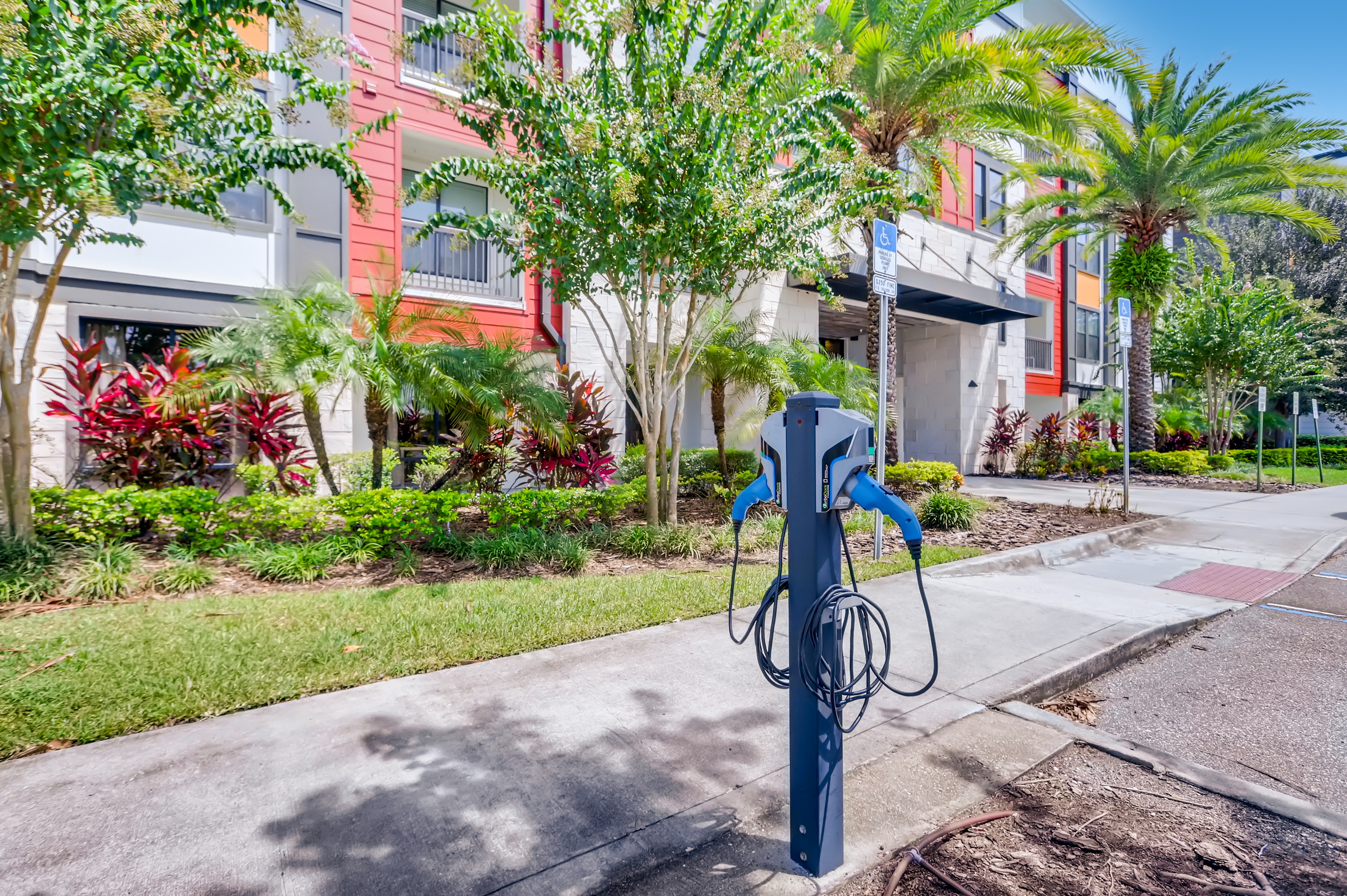 EOS Apartments, 12221 E. Colonial Dr., Orlando, FL RentCafe